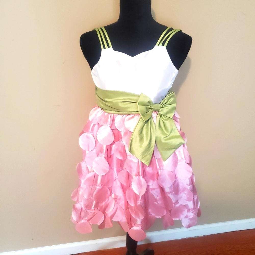 White, pink, and sage green Bonnie Jean Dress (10)